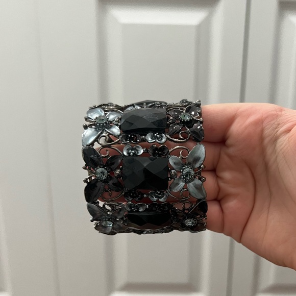 Bracelet - Picture 2 of 2